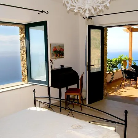Casale Santa Rosalia Charme And Country house *